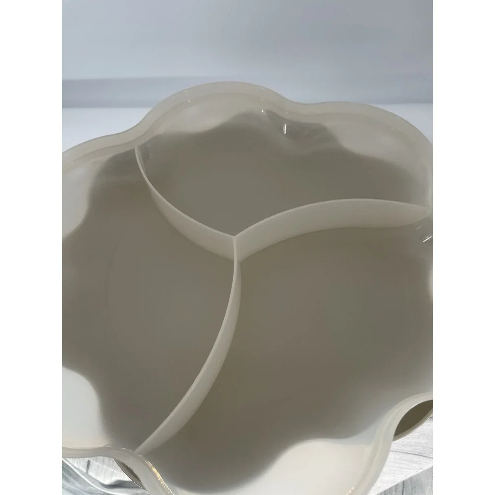 Tupperware‎ XL Flower Shape Chip Salad Dessert Bowl With Lid